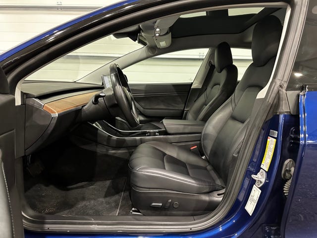 2019 TESLA MODEL 3 - 8