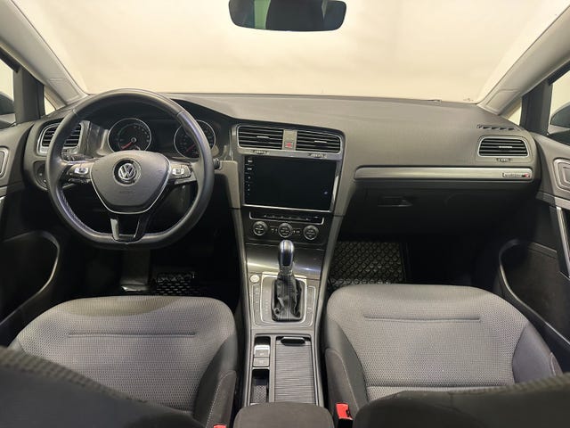2018 VOLKSWAGEN GOLF - 9
