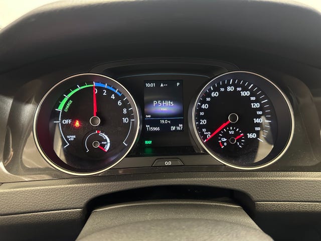 2018 VOLKSWAGEN GOLF - 11