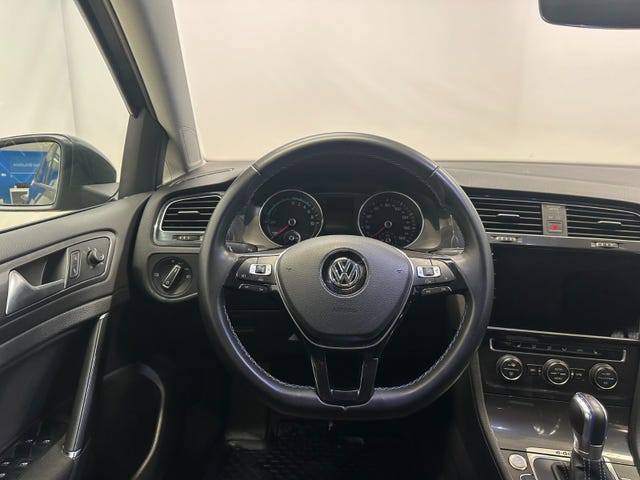 2018 VOLKSWAGEN GOLF - 10
