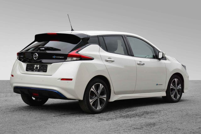 SJNFAAZE1U0024149 2018 NISSAN LEAF-3