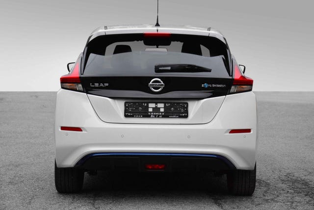 SJNFAAZE1U0024149 2018 NISSAN LEAF-4