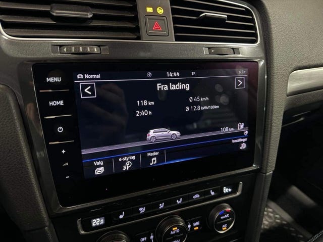 2018 VOLKSWAGEN GOLF - 14