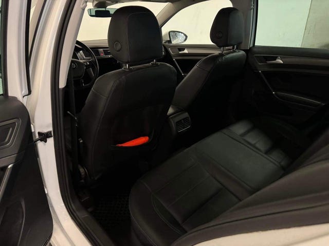 2018 VOLKSWAGEN GOLF - 19