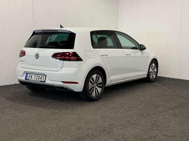 WVWZZZAUZJ8900730 2018 VOLKSWAGEN GOLF-4