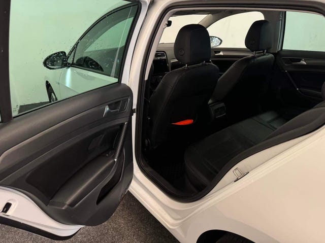 2018 VOLKSWAGEN GOLF - 22
