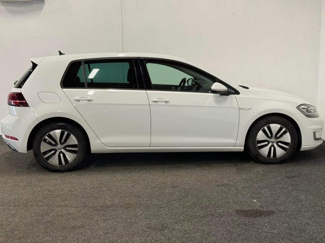 2018 VOLKSWAGEN GOLF - 9