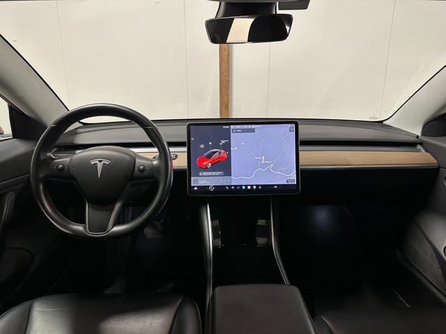 2019 TESLA MODEL 3 - 25