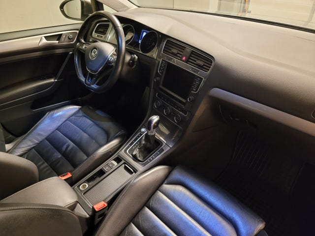 2015 VOLKSWAGEN GOLF - 16