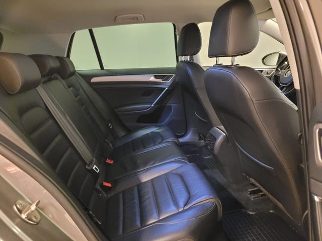 2015 VOLKSWAGEN GOLF - 19