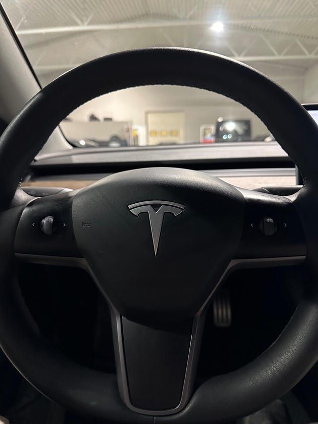 2021 TESLA MODEL 3 - 23