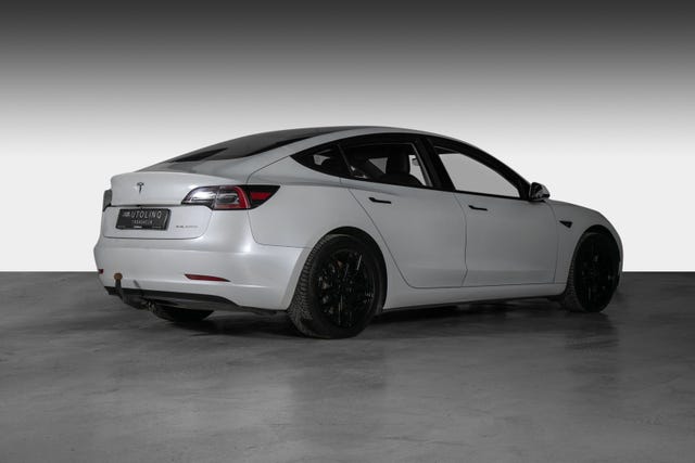 5YJ3E7EB8MF885332 2021 TESLA MODEL 3-3