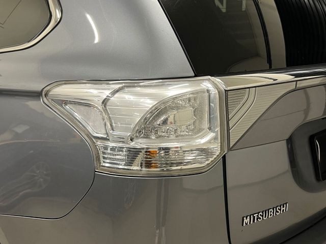 2015 MITSUBISHI OUTLANDER - 8