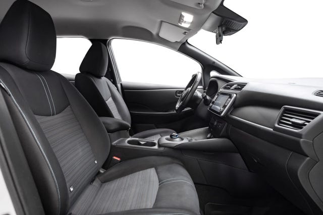 2021 NISSAN LEAF - 20