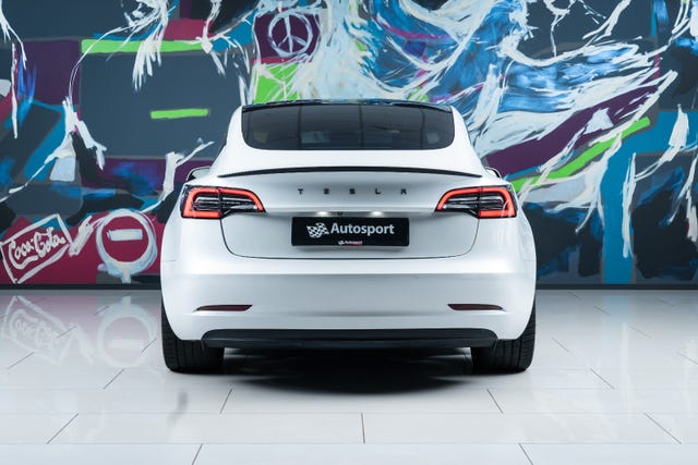 5YJ3E7EC1MF830049 2021 TESLA MODEL 3-5