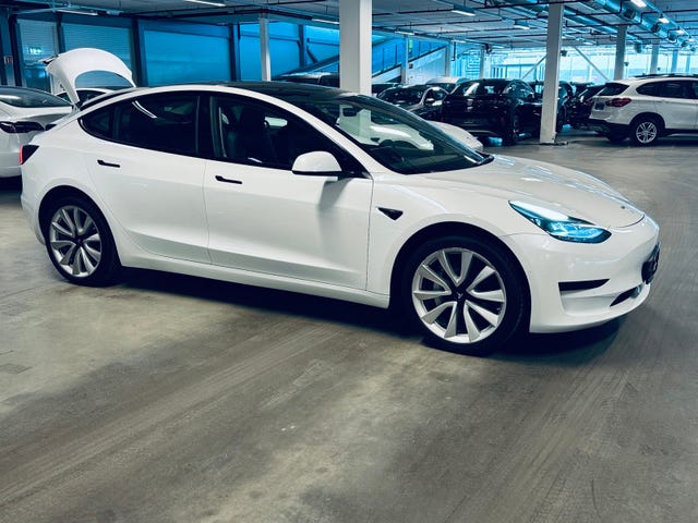 LRW3E7FA6MC228562 2021 TESLA MODEL 3-2