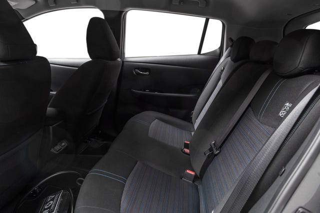 2022 NISSAN LEAF - 12
