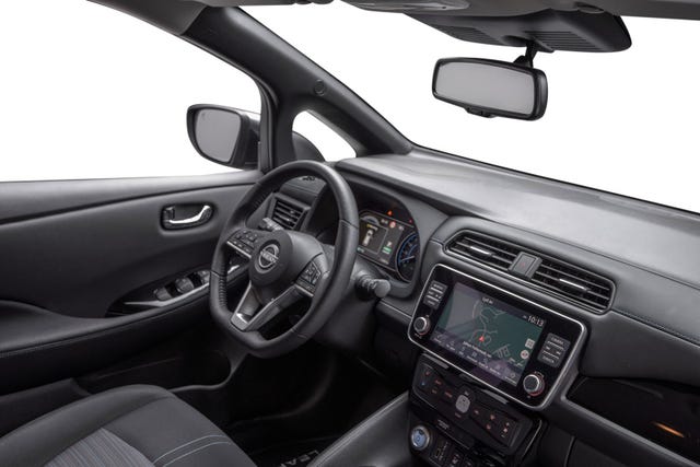 2022 NISSAN LEAF - 20