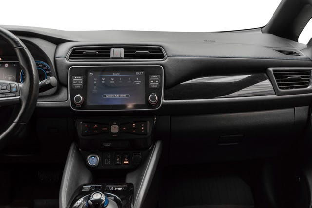 2021 NISSAN LEAF - 18