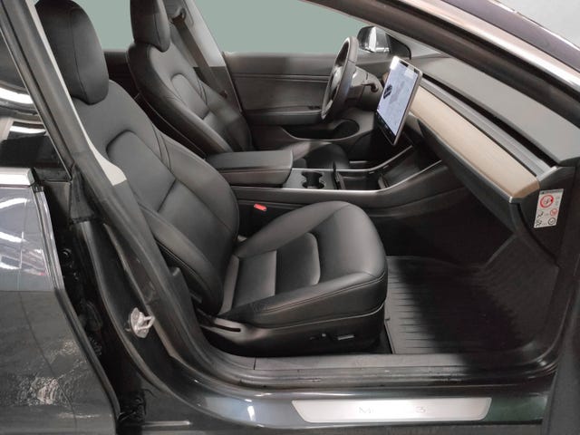 2019 TESLA MODEL 3 - 18