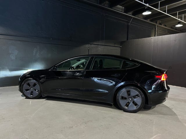2021 TESLA MODEL 3 - 8