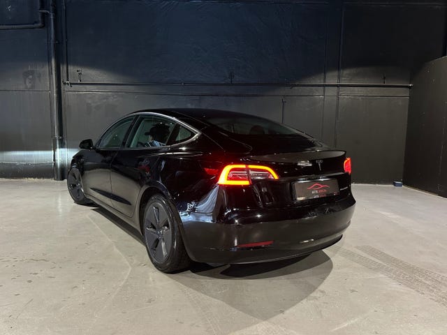2021 TESLA MODEL 3 - 10