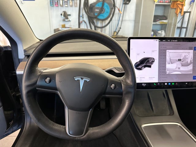 2021 TESLA MODEL 3 - 17