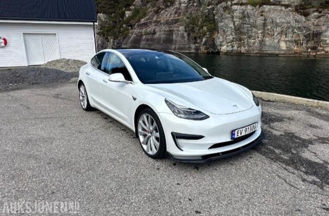 5YJ3E7EB7KF446474 2019 TESLA MODEL 3-1