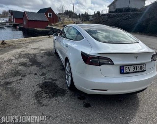 2019 TESLA MODEL 3 - 11