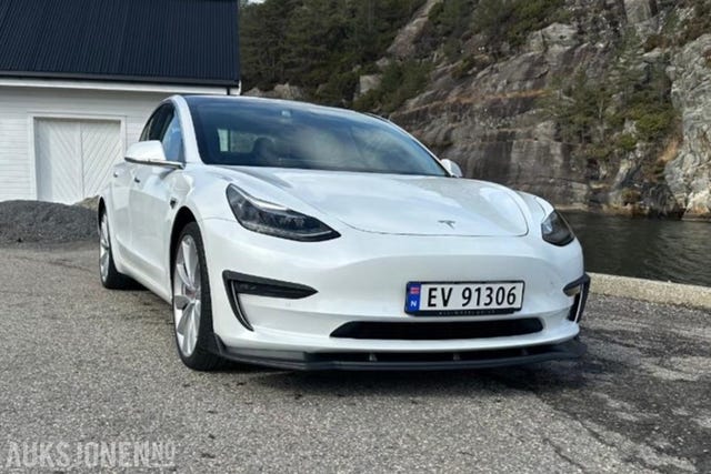 5YJ3E7EB7KF446474 2019 TESLA MODEL 3-0