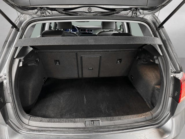 2018 VOLKSWAGEN GOLF - 23