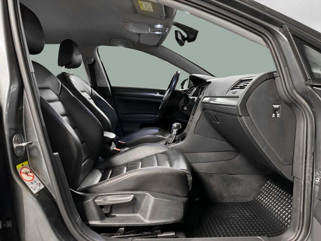 2018 VOLKSWAGEN GOLF - 18