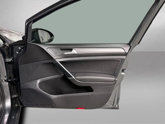 2018 VOLKSWAGEN GOLF - 19