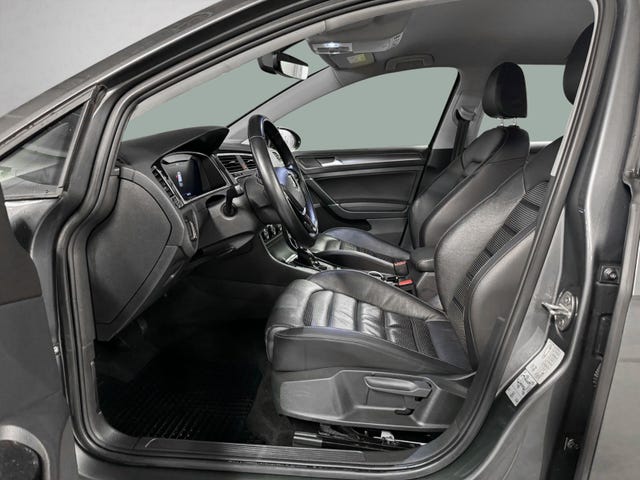 2018 VOLKSWAGEN GOLF - 11