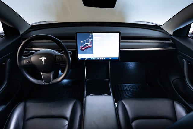 2019 TESLA MODEL 3 - 11