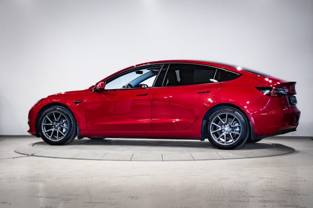 2019 TESLA MODEL 3 - 10