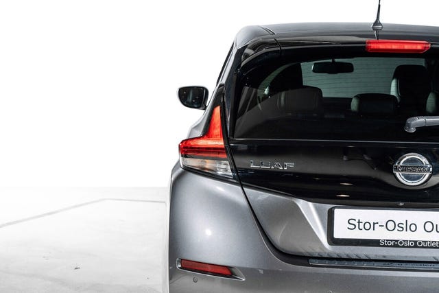 SJNFAAZE1U0025243 2018 NISSAN LEAF-4