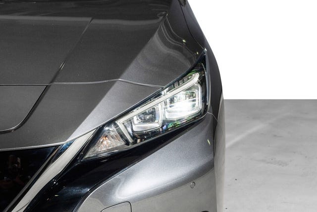 2018 NISSAN LEAF - 9