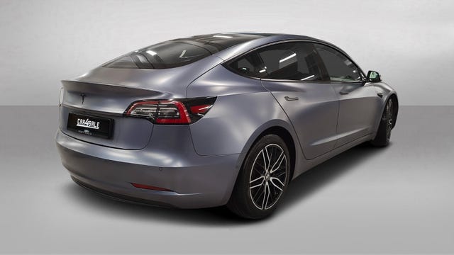 5YJ3E7EB3KF236325 2019 TESLA MODEL 3-4