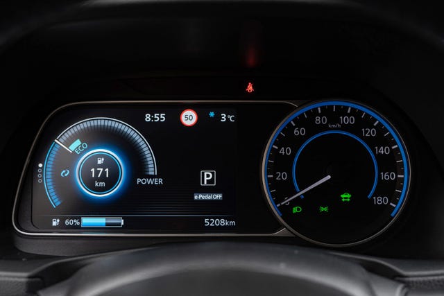2022 NISSAN LEAF - 14