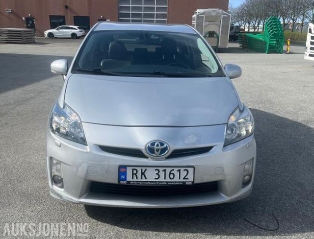 JTDKN36UX05255053 2011 TOYOTA PRIUS-2