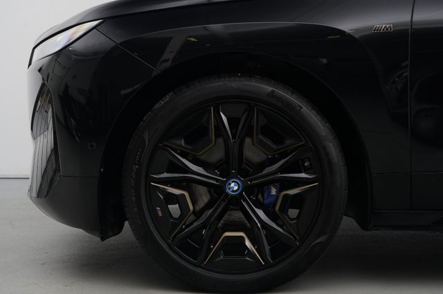 2022 BMW IX M60 - 5