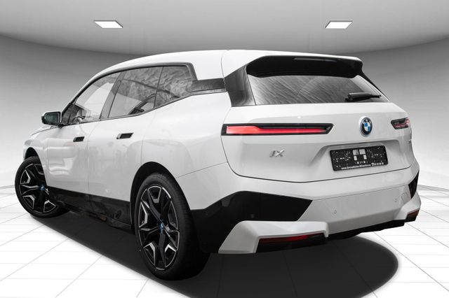 2022 BMW IX XDRIVE 50 - 8