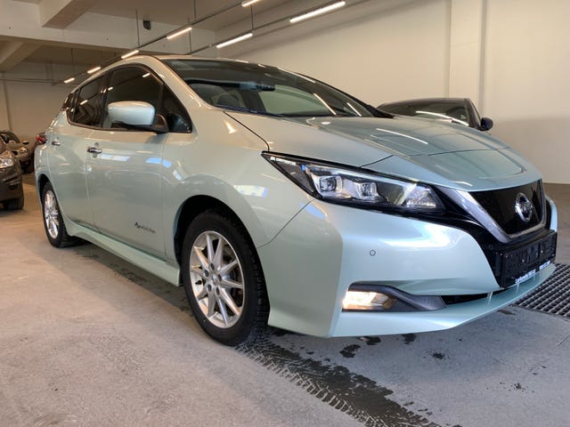 SJNFAAZE1U0011497 2018 NISSAN LEAF-4