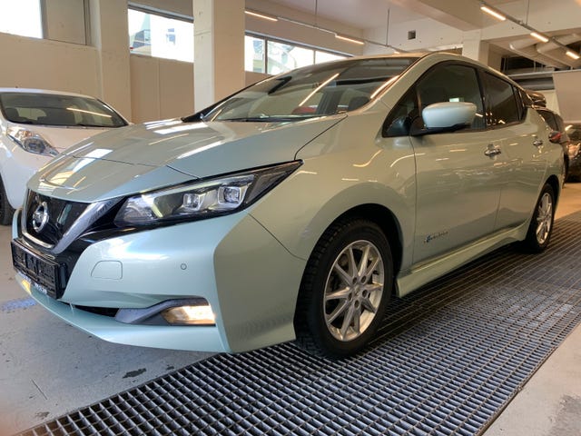 SJNFAAZE1U0011497 2018 NISSAN LEAF-1