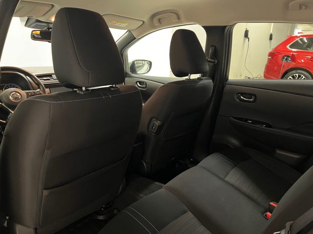 2018 NISSAN LEAF - 24