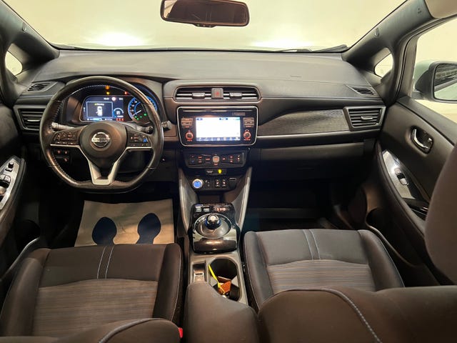 2018 NISSAN LEAF - 29