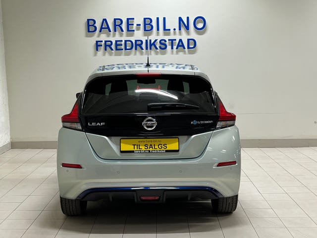 2018 NISSAN LEAF - 11