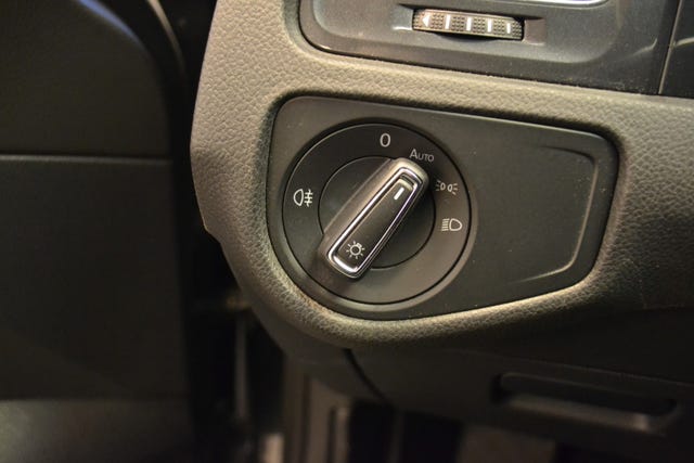 2018 VOLKSWAGEN GOLF - 17