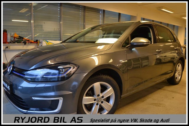 WVWZZZAUZJW901226 2018 VOLKSWAGEN GOLF-0